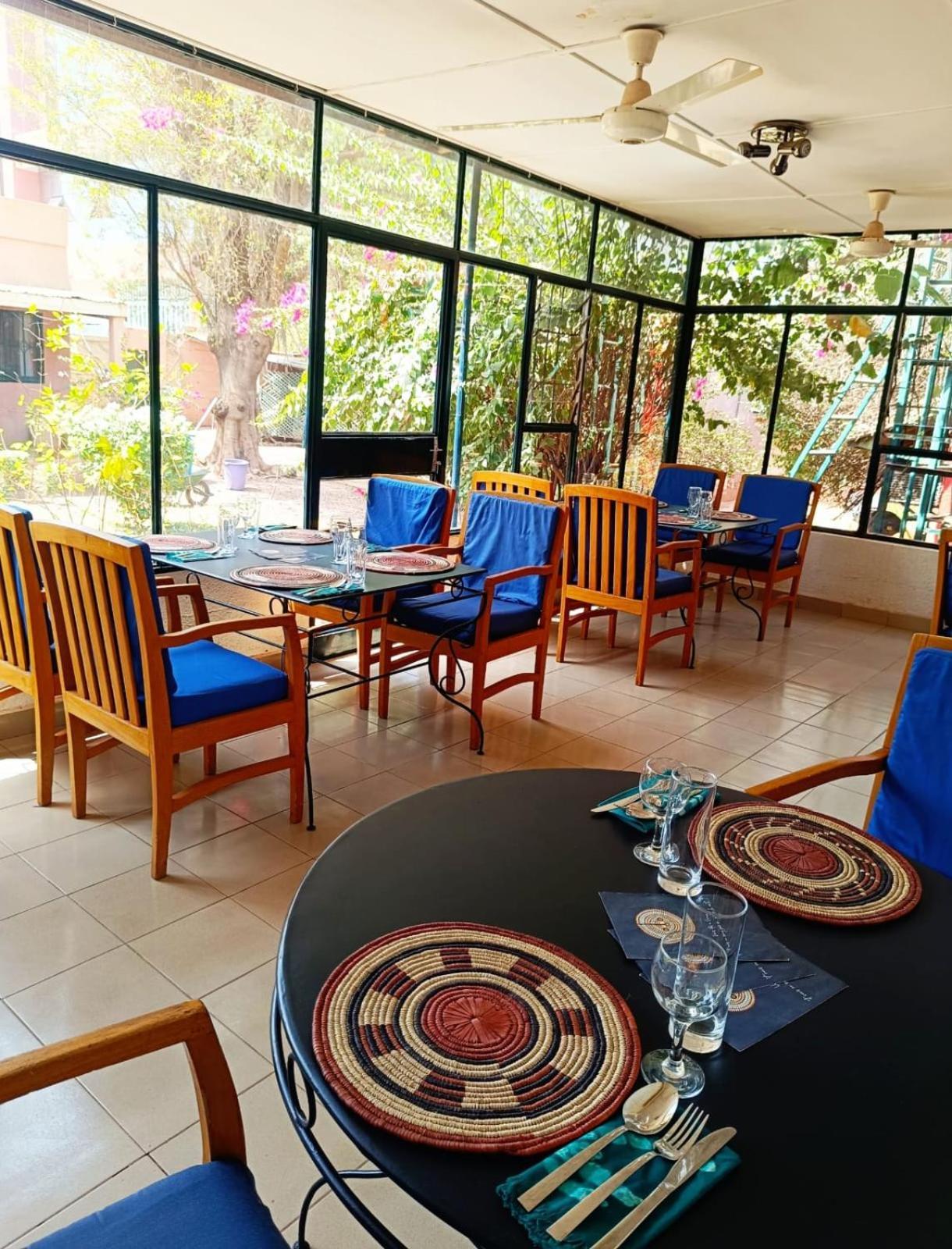 Hotel Les Palmiers Ouagadougou Ngoại thất bức ảnh