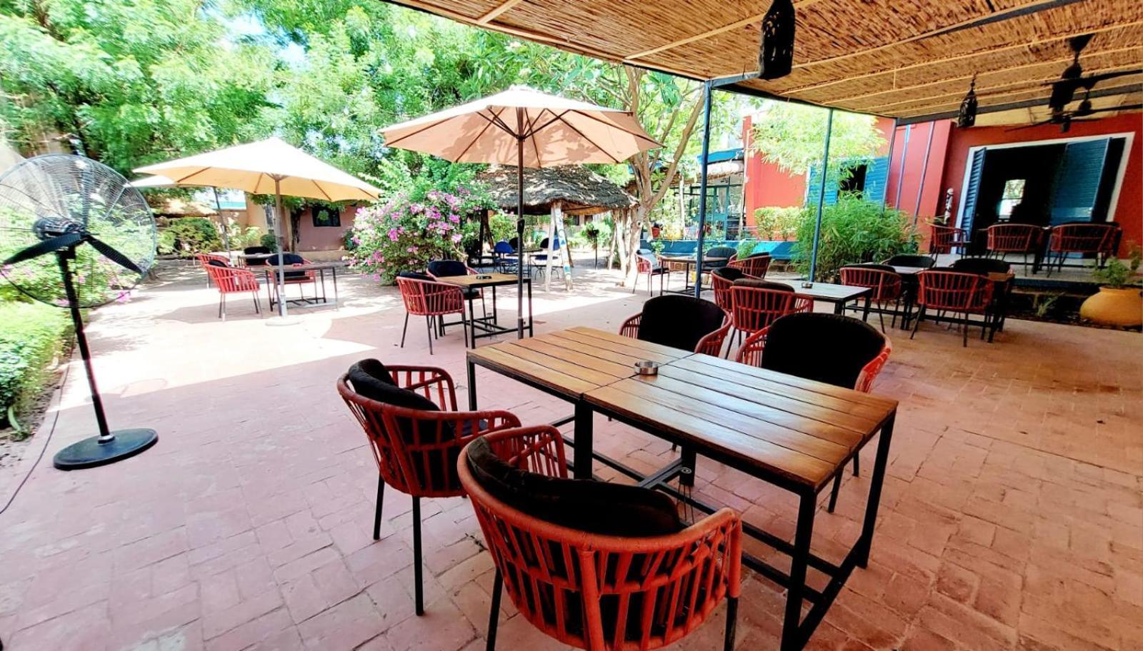 Hotel Les Palmiers Ouagadougou Ngoại thất bức ảnh